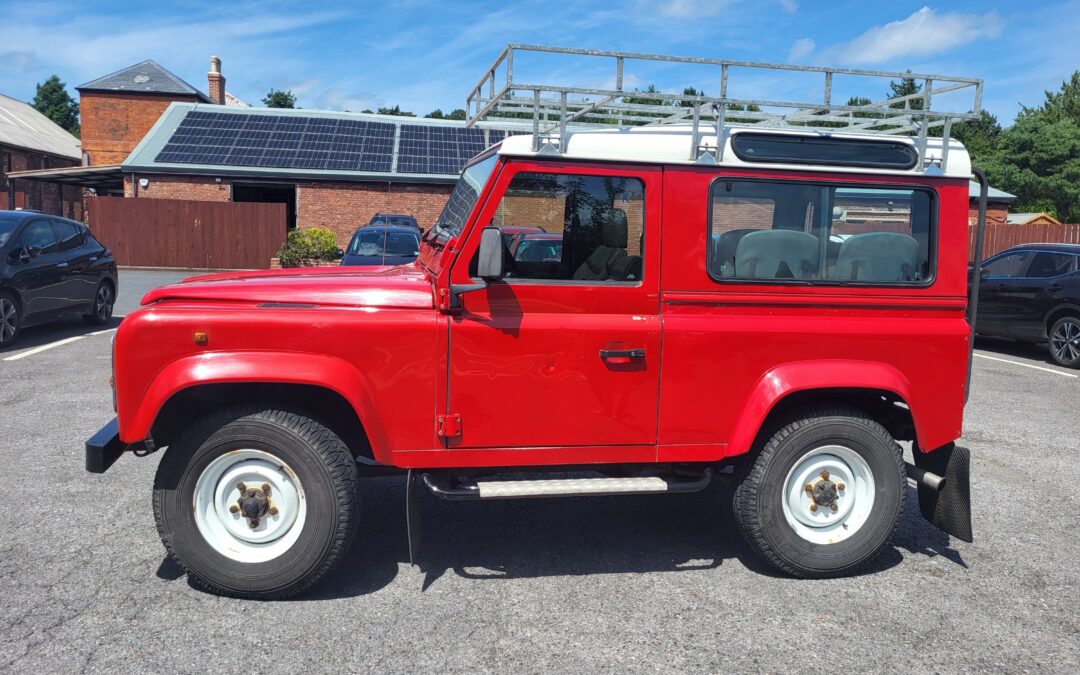 1998 Land Rover Defender 90 300 Tdi County Station Wagon